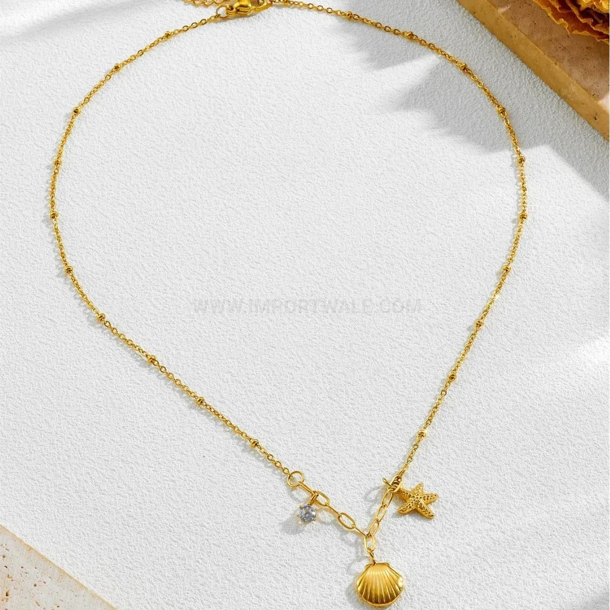 Modern Gold Shell and Starfish Titanium Steel Short Necklace
