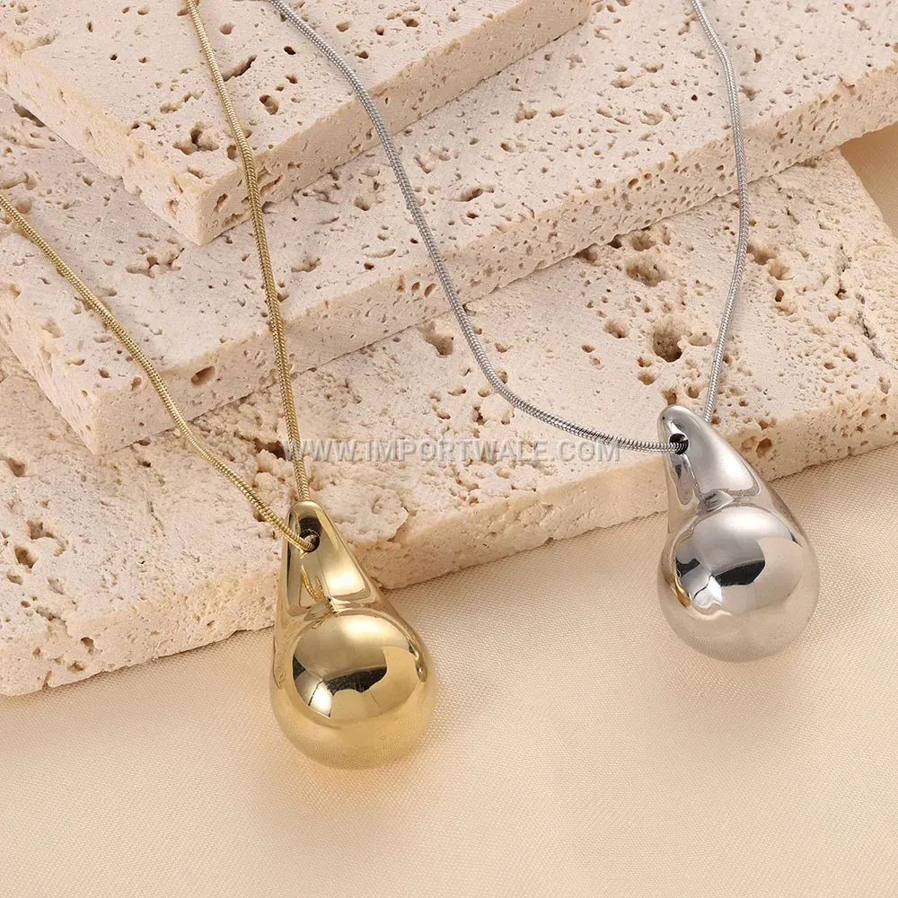 Polished Gold Plated Stainless Steel Teardrop Pendant Necklace