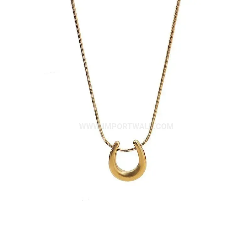 Designer Golden U-Shape Horseshoe Titanium Steel Collarbone Necklace