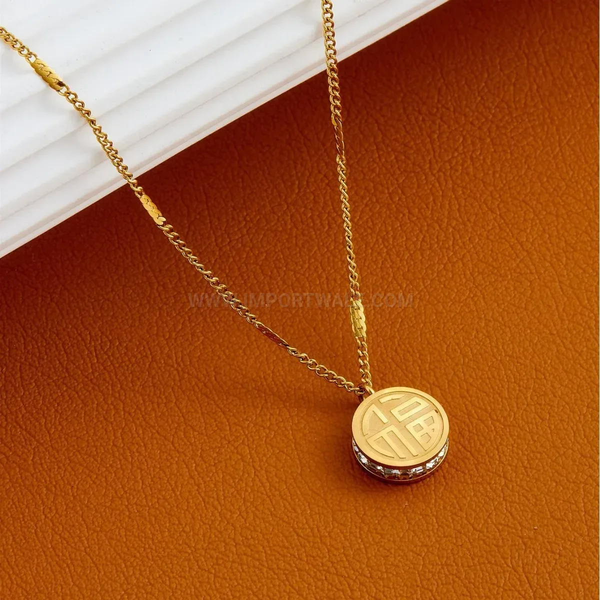 Fashion Double Sided Character Pendant Stainless Steel Gold Clavicle Necklace