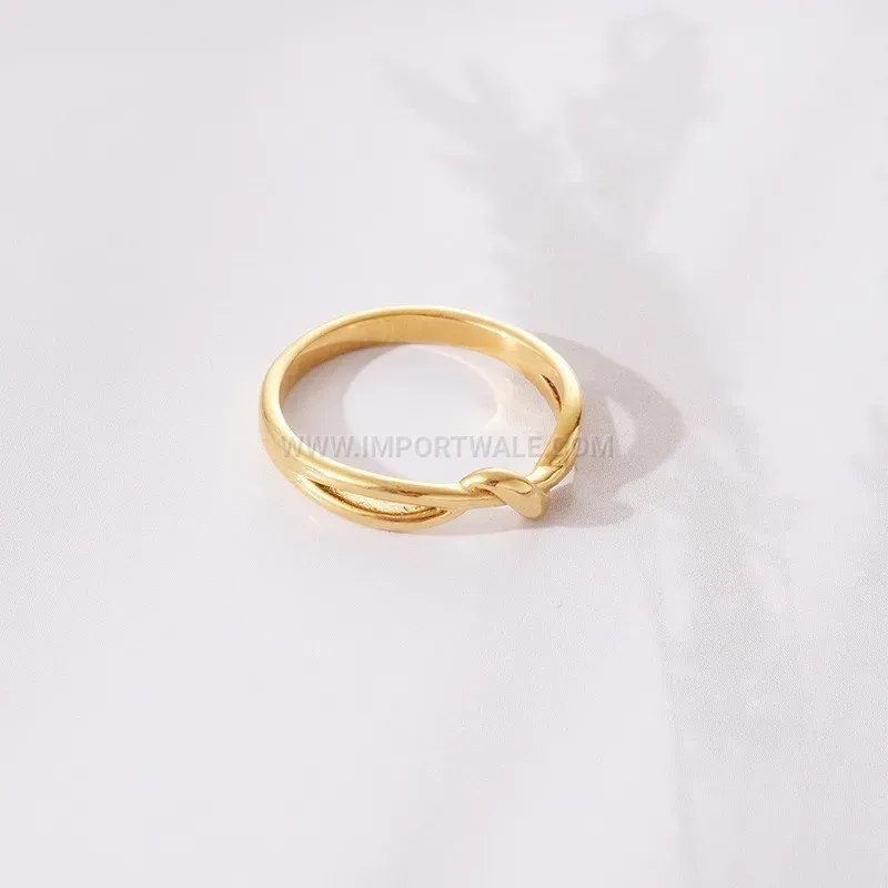 Twisted Knot 18K Gold Plated Titanium Steel Band Ring