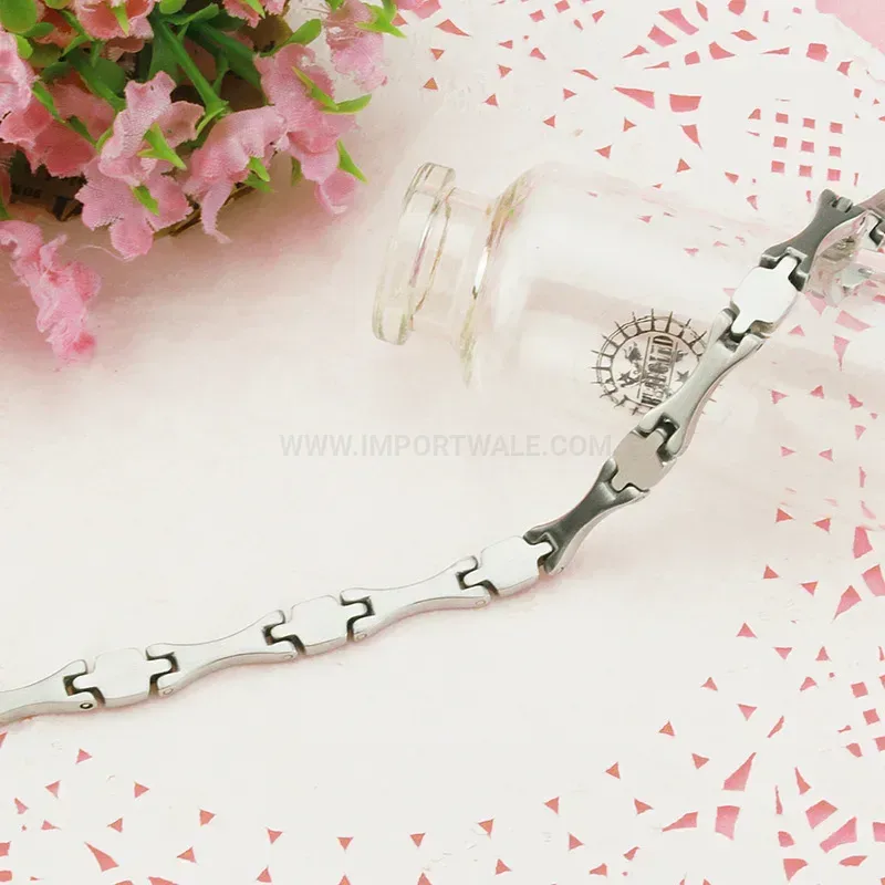 Fashion Sparkling Zircon Titanium Steel Magnetic Bracelet with Hematite Accent