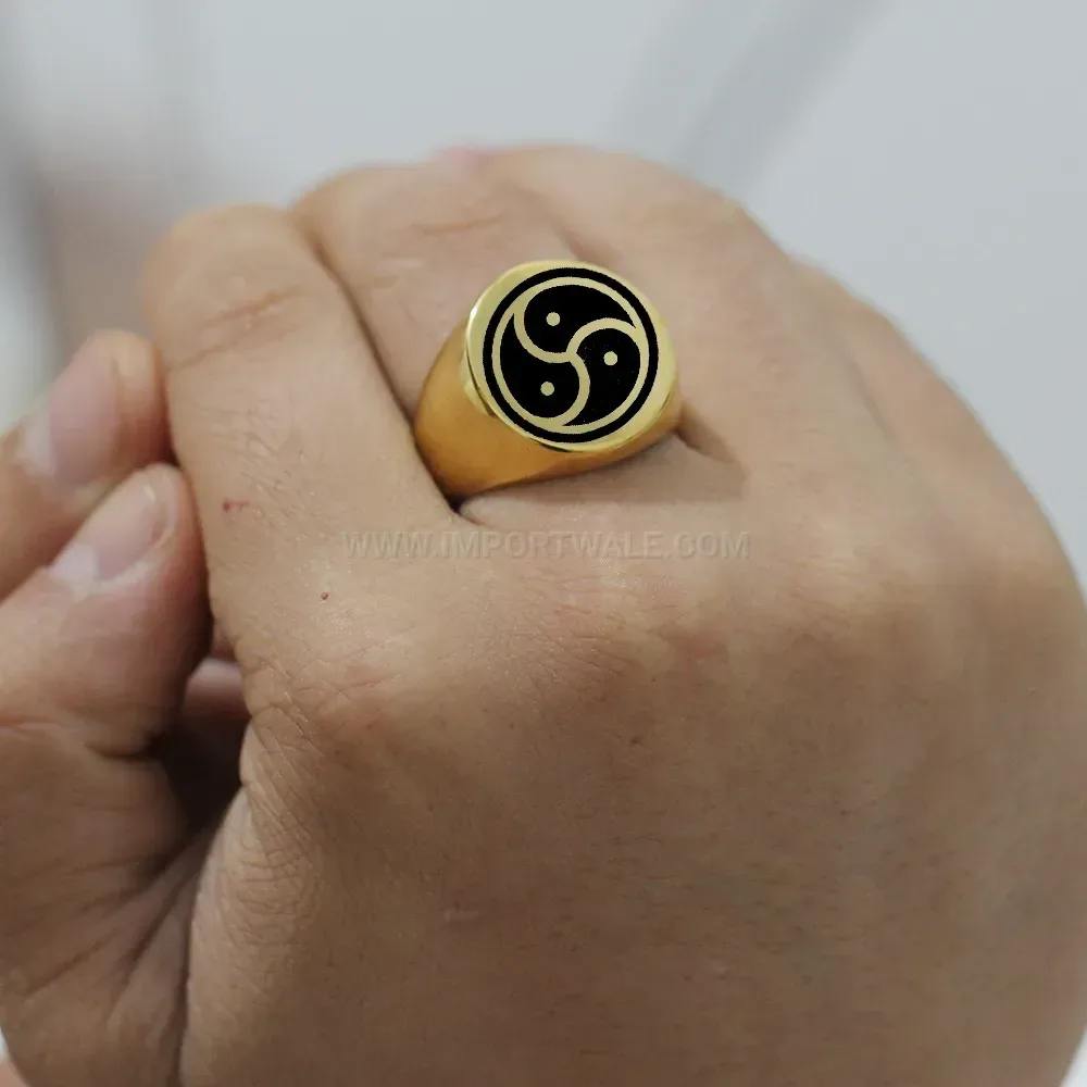 Classic Vintage Totem Engraved Round Stainless Steel Statement Ring
