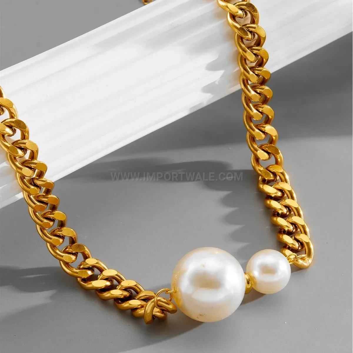 Elegant Baroque Imitation Pearl Pendant Chunky Titanium Steel Chain Necklace