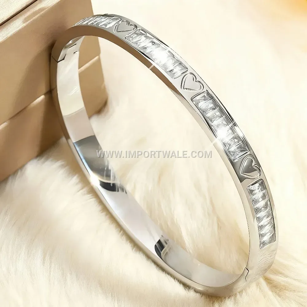 Gold Plated Stainless Steel Heart Zircon Bangle