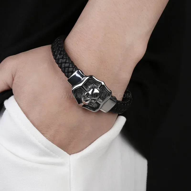 Premium Edgy Streetwear Skull Leather Stainless Steel Men Wristband