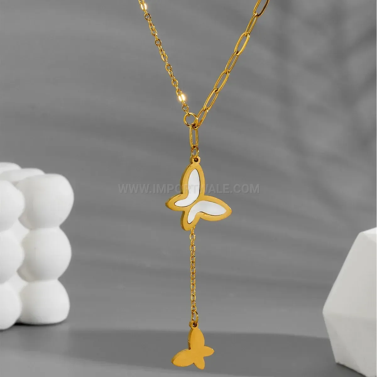 Premium White Shell Butterfly Tassel Pendant Titanium Steel Collar Necklace