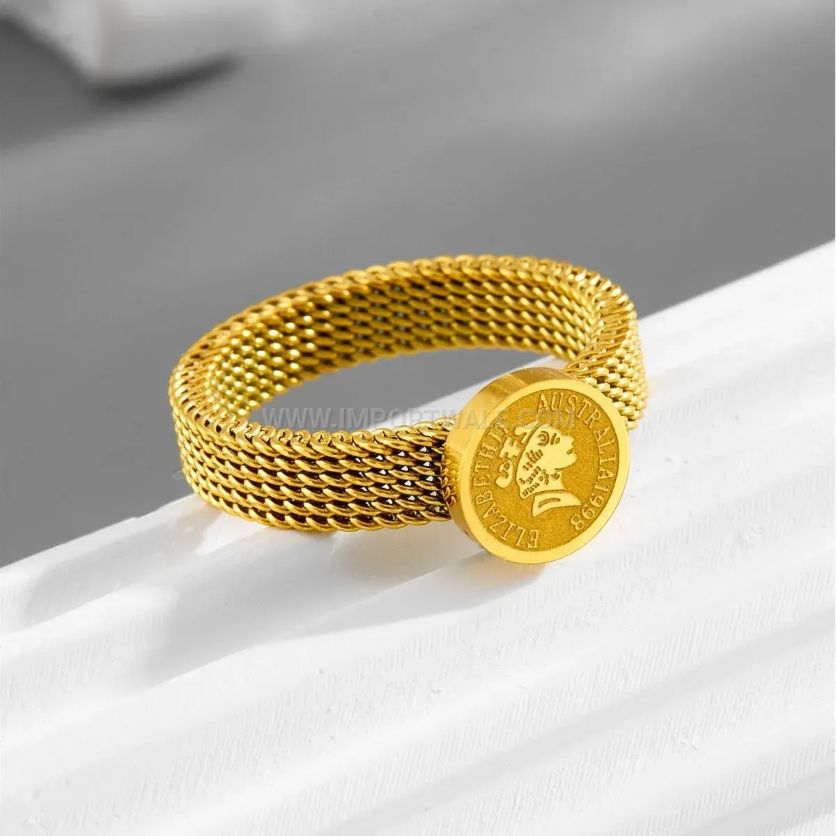 Vintage Queen Coin Portrait Mesh Titanium Steel Ring