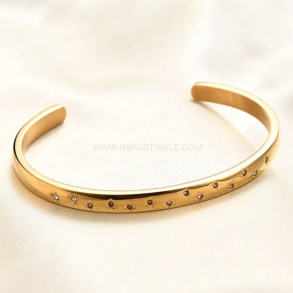 Trendy Star Rhinestone Embedded Stainless Steel Cuff Bangle