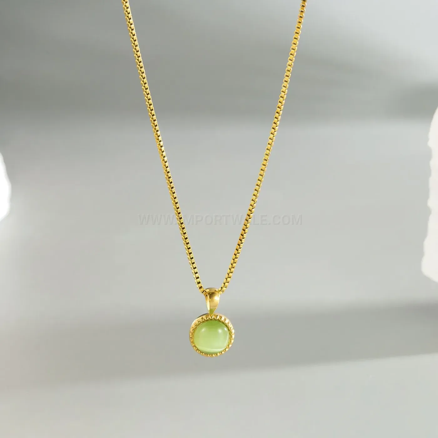 Natural Green Aventurine Gold Plated Stainless Steel Figaro Chain Pendant Necklace
