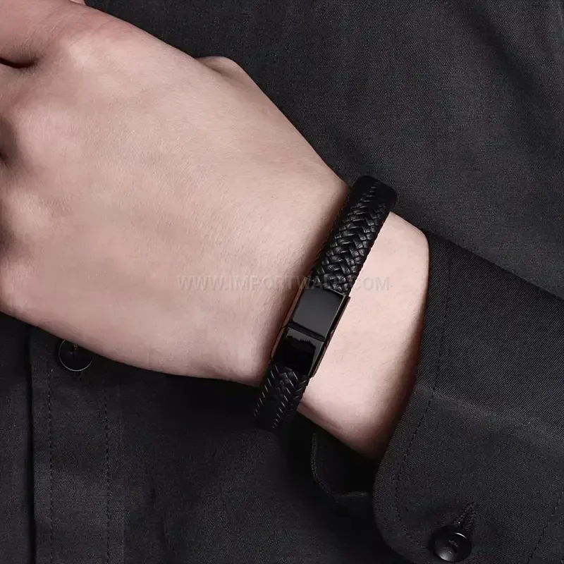 Classic All-Black Braided Leather Bracelet with Matte Magnetic Clasp