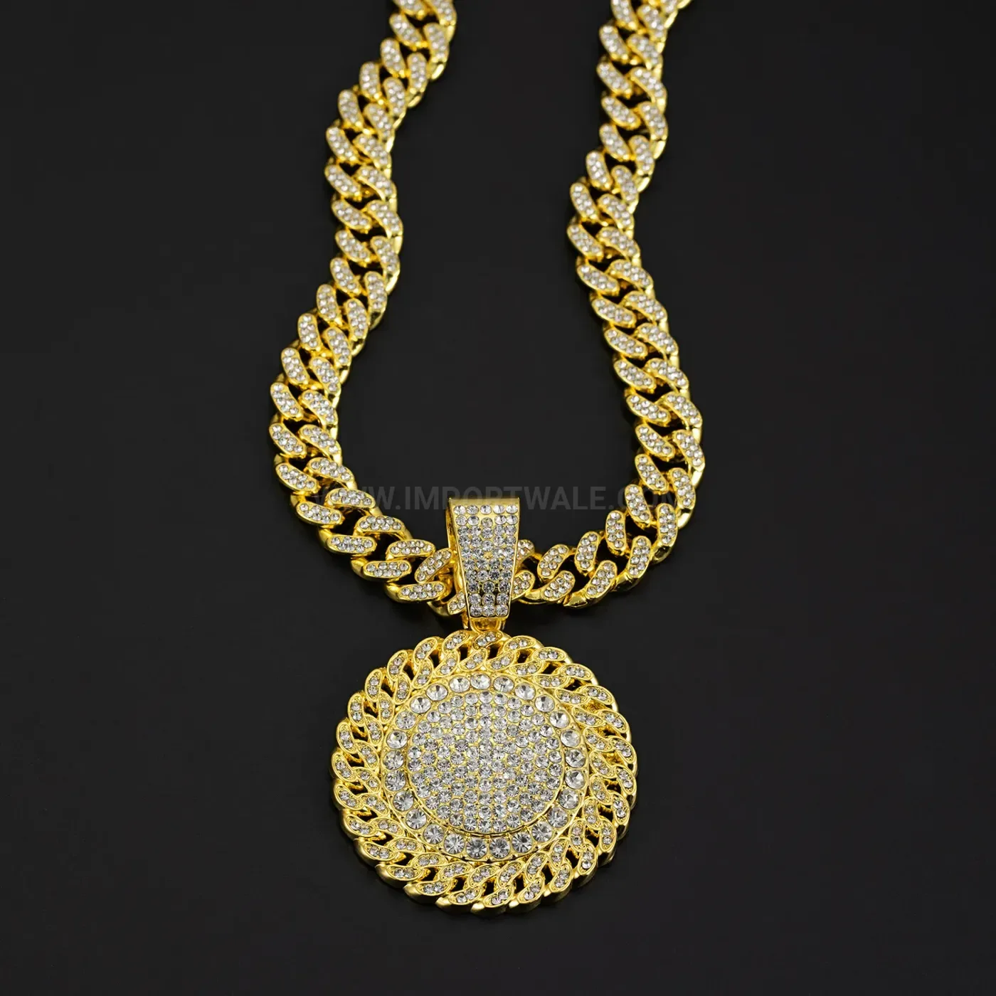 Chic Thick Round Medallion Iced Out Cuban Link Necklace