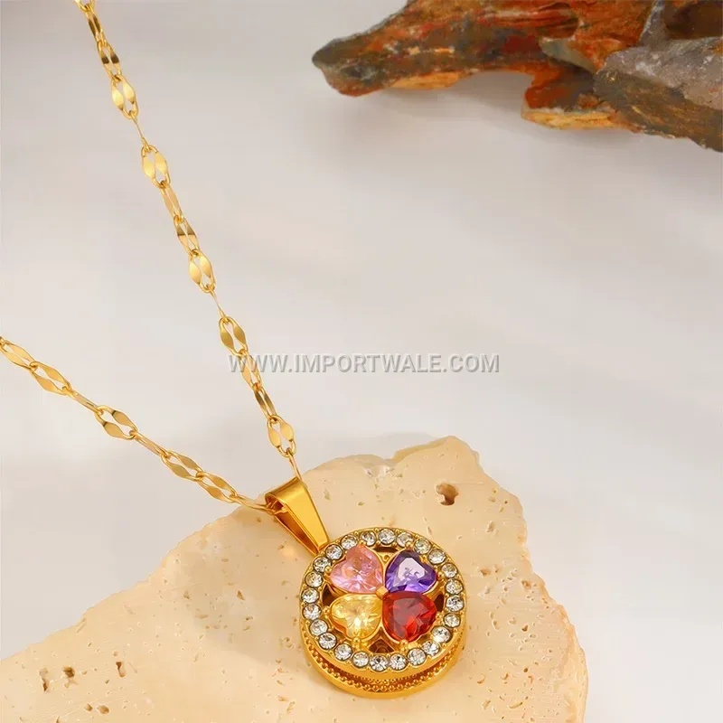 Rotatable Zircon Flower Pendant Titanium Steel Necklace with Gold Plating