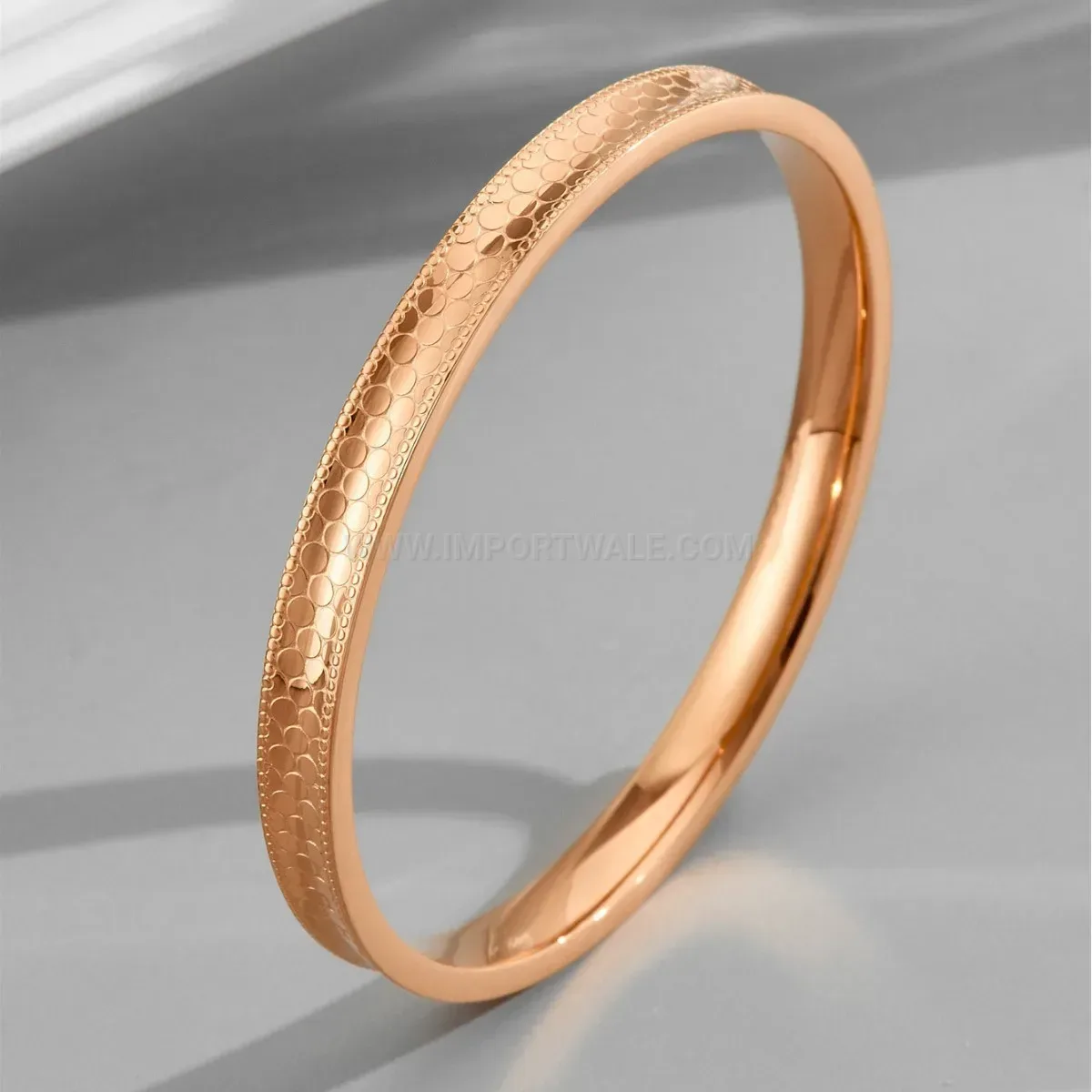 Modern Textured Dragon Scale Patterned Titanium Steel Bangle