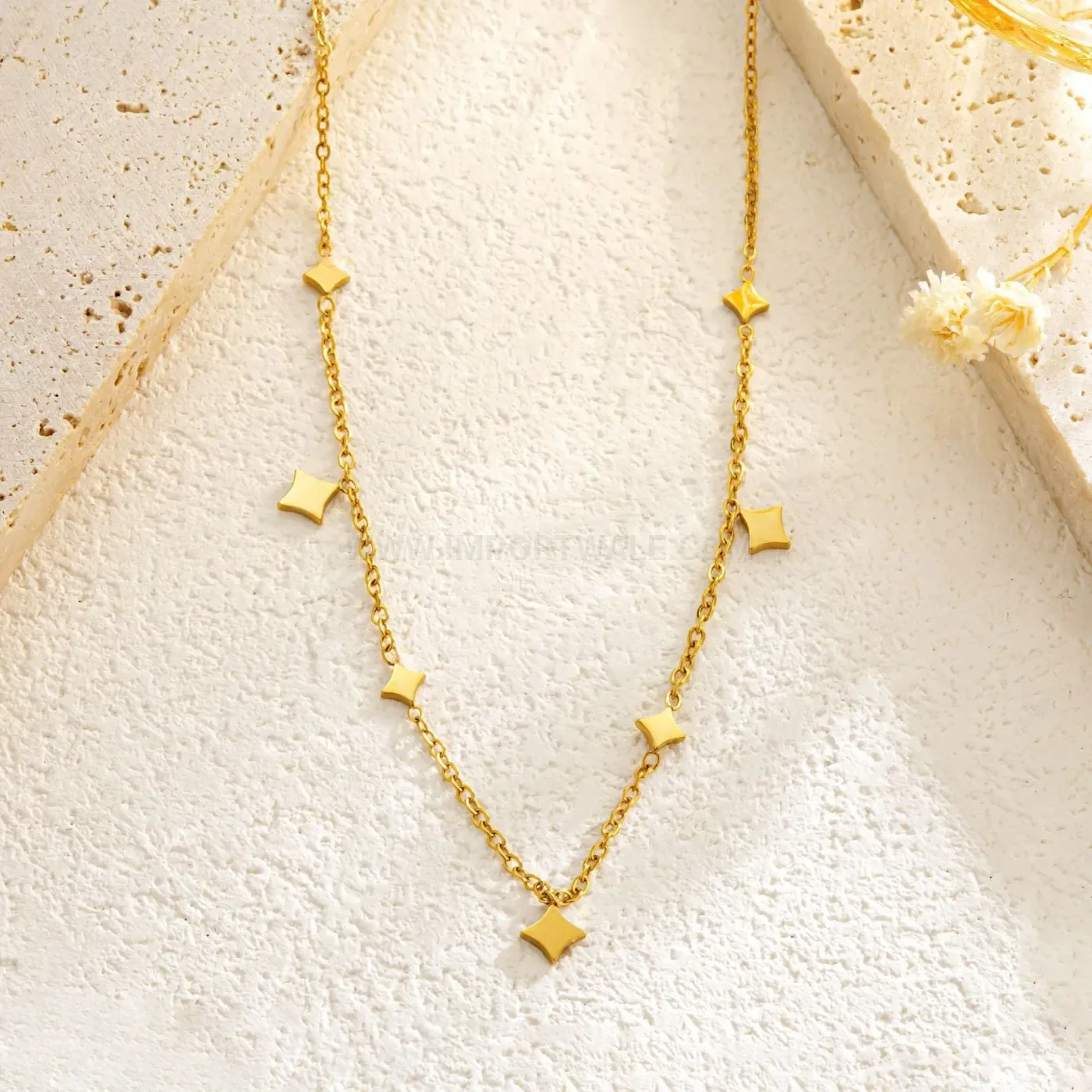 Elegant Sparkling Rhombus Sequin Titanium Steel Necklace