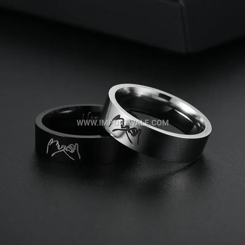 Engraved Holding Hands Titanium Steel Couple Band Ring