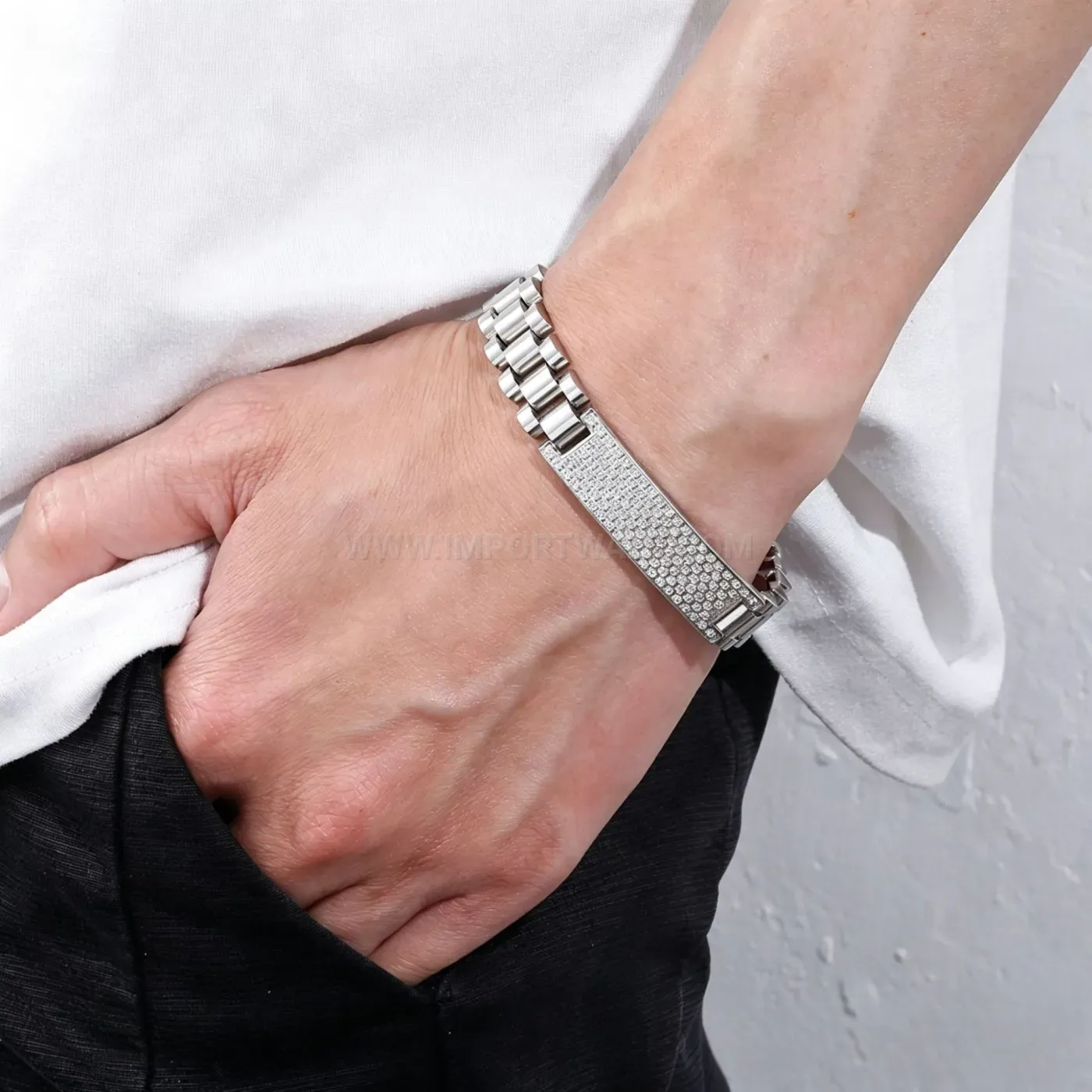 Classic Rhinestone Curved Plate Titanium Steel Unisex Chain Bracelet