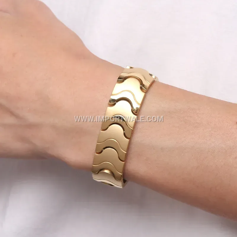 Wide Wave Pattern Gold Plated Titanium Steel Men's Magnetic Bracelet