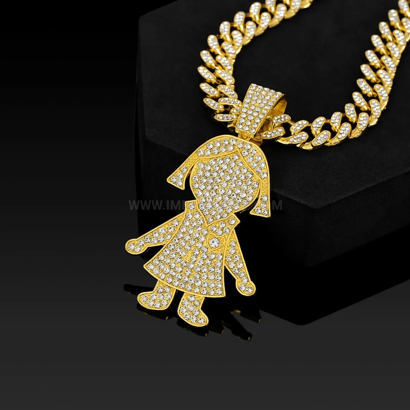 Bold Angel Heart Pendant Zinc Alloy Cuban Chain Necklace