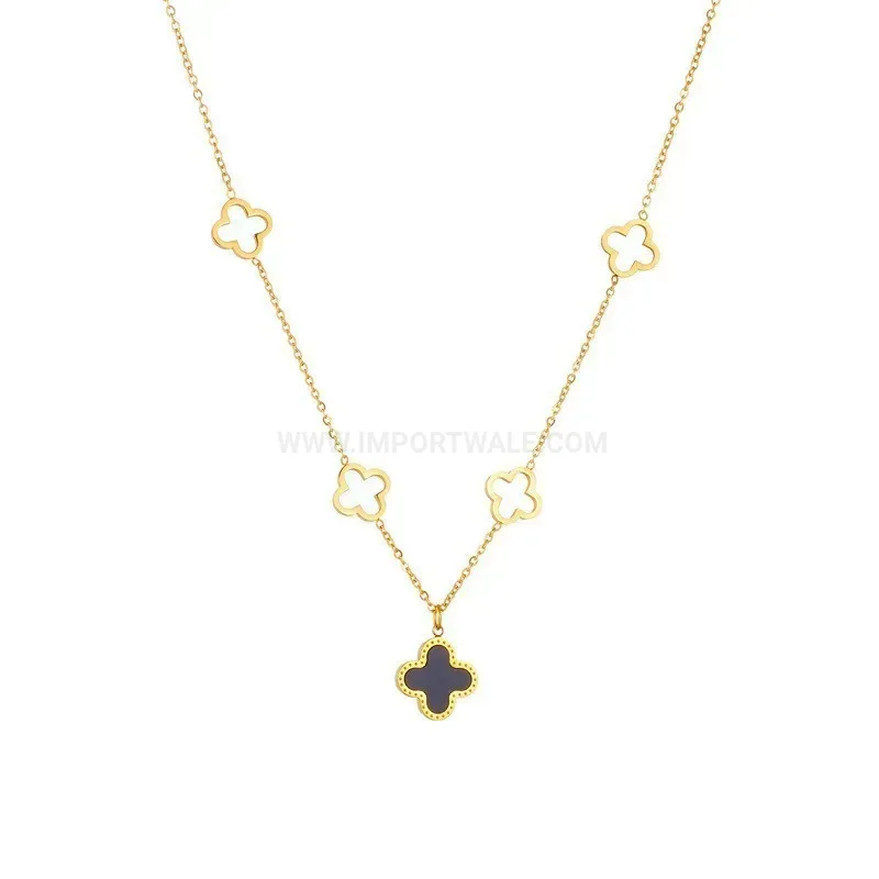 Chic Reversible Black and White Openwork Clover Titanium Steel Necklace