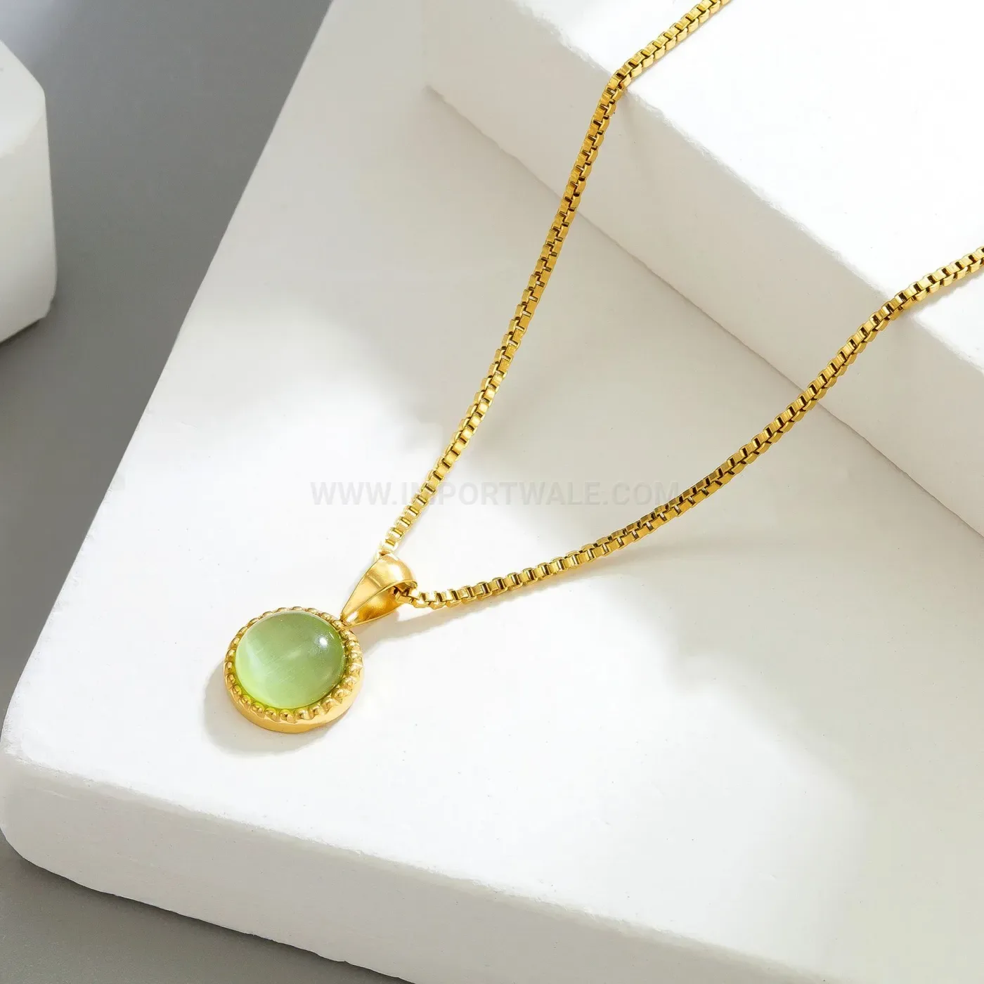 Natural Green Aventurine Gold Plated Stainless Steel Figaro Chain Pendant Necklace