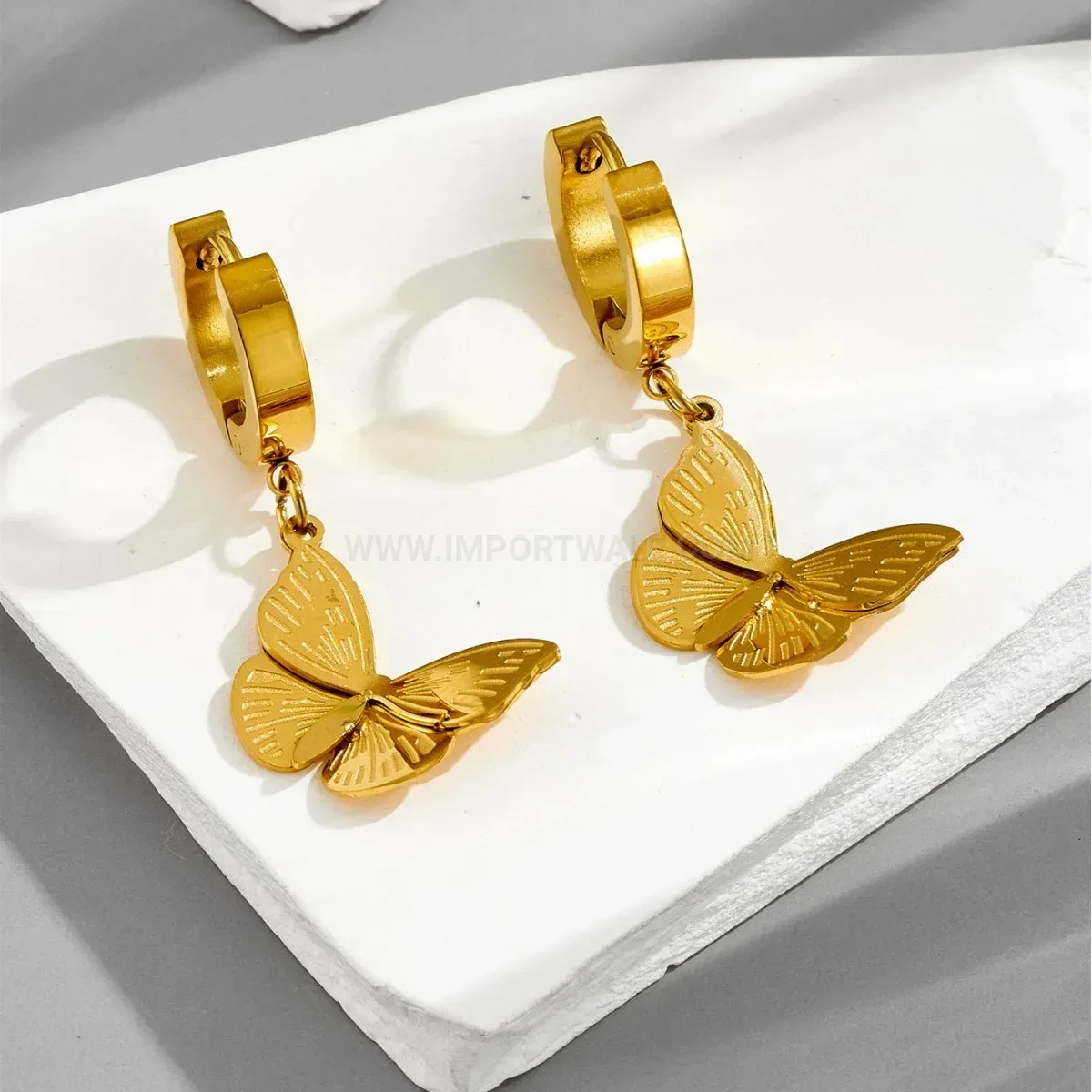 Chic Minimalist Folded Metallic Butterfly Titanium Steel Necklace