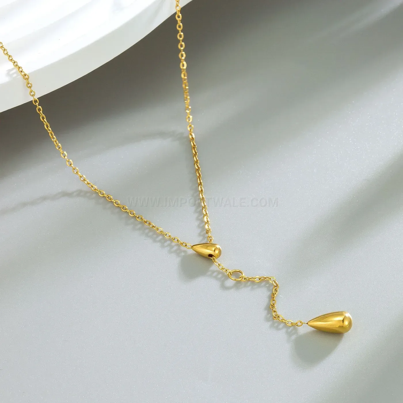 Fashion Gold Plated Titanium Steel Waterdrop Tassel Pendant Necklace