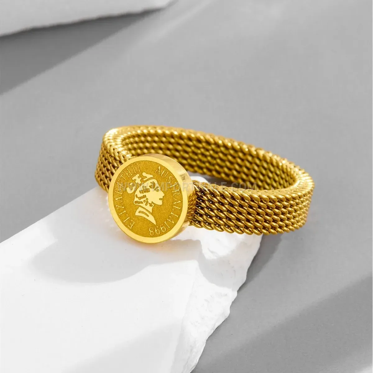 Vintage Queen Coin Portrait Mesh Titanium Steel Ring