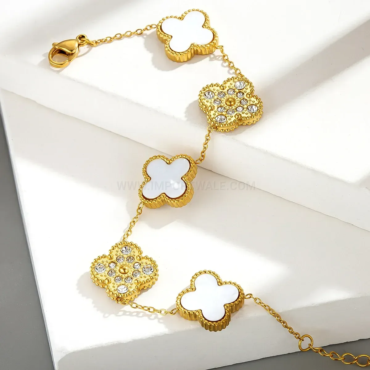 Four Leaf Clover Crystal Inlaid Titanium Steel Charm Bracelet