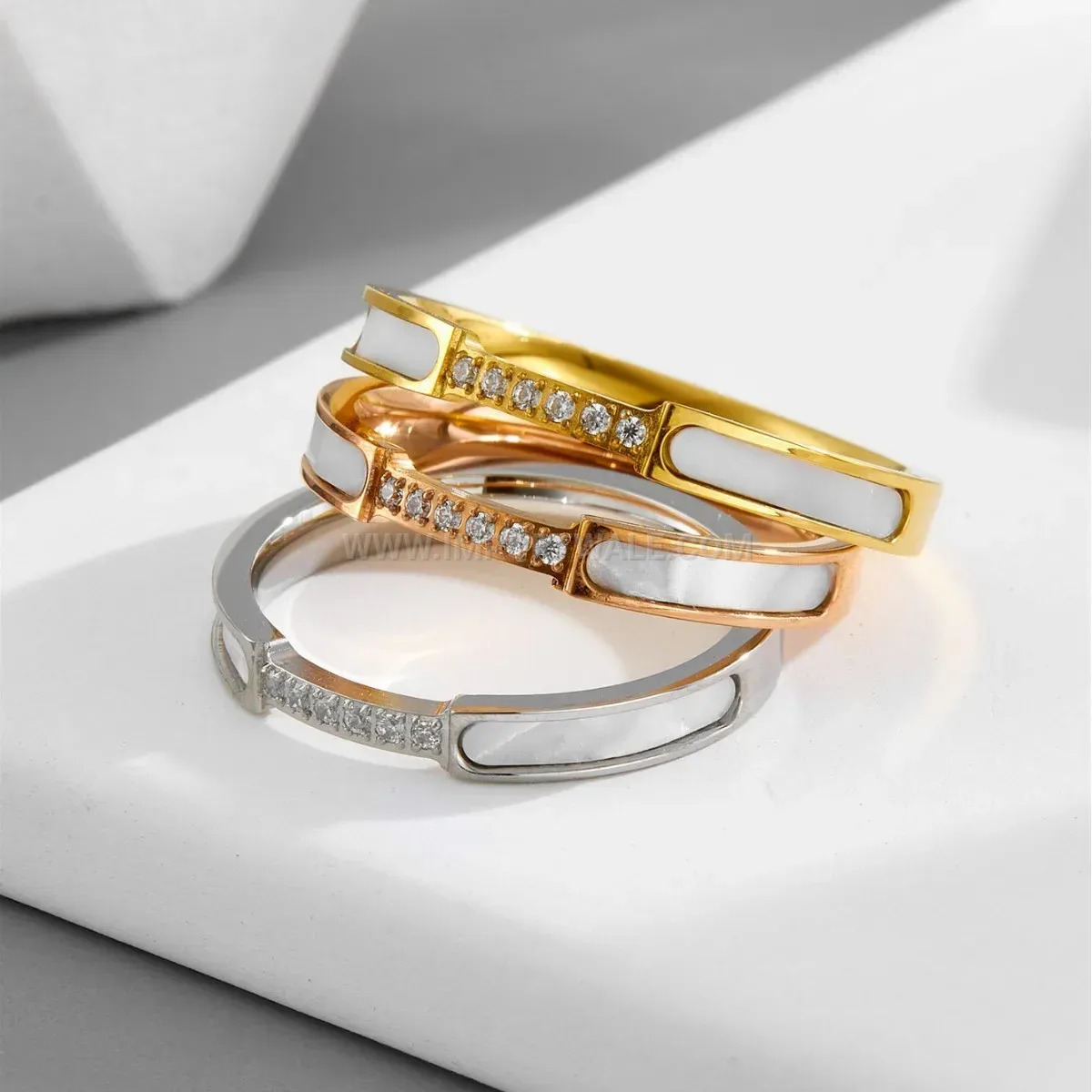 White Shell and Crystal Titanium Steel Band Ring