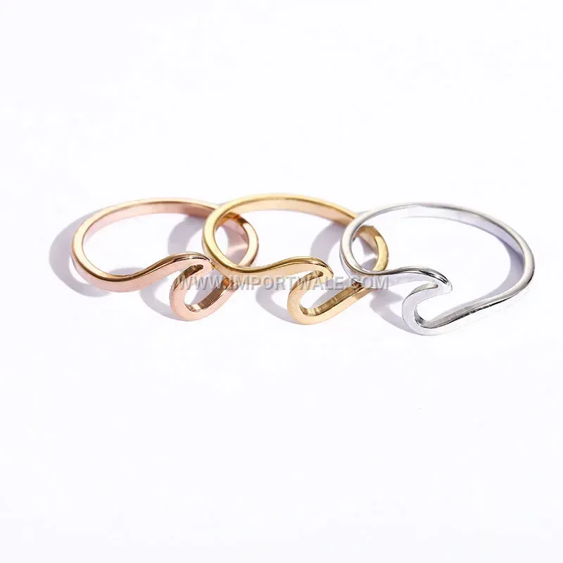 Stainless Steel Scalloped Faceted Wave Ring