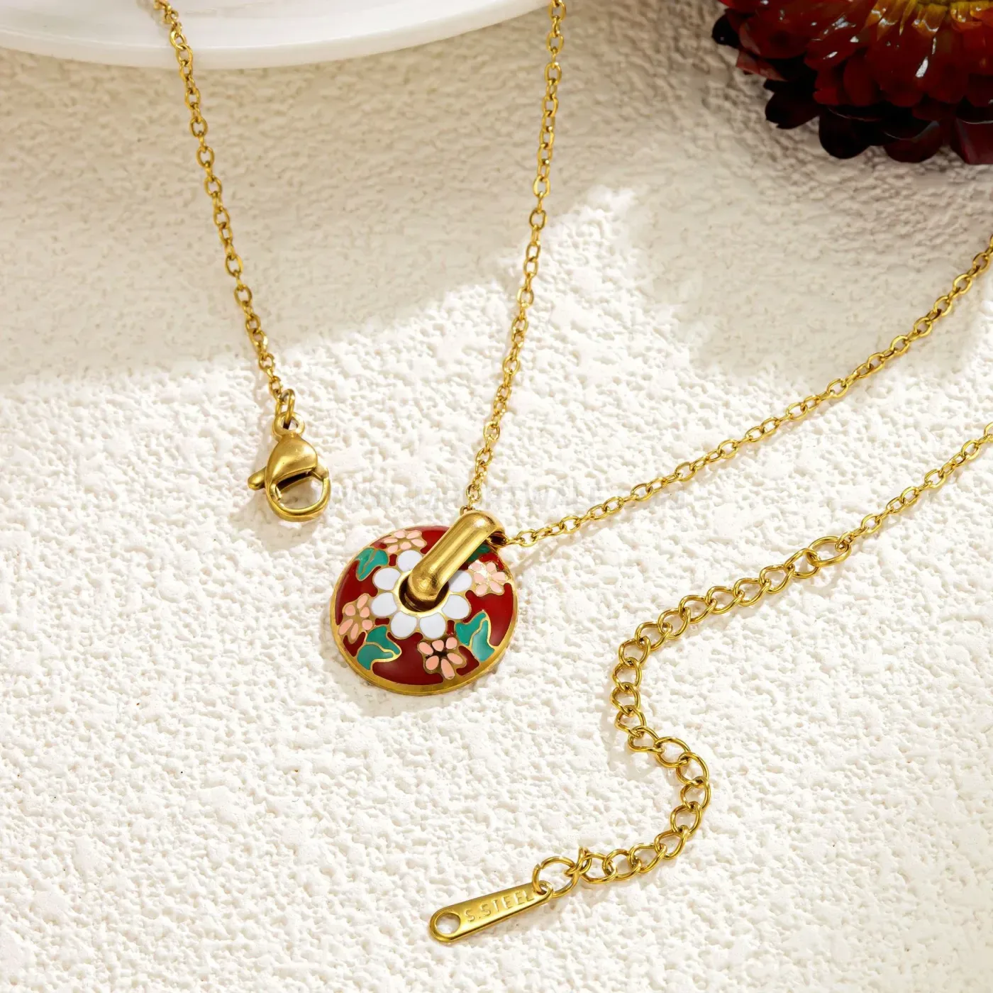 Elegant Vintage Red Flower Green Leaf Enamel Titanium Steel Necklace Set