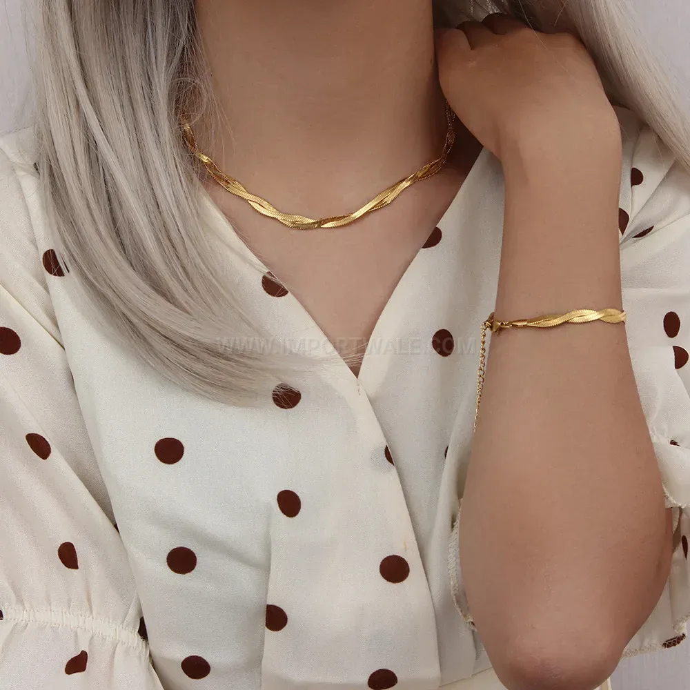 Designer Layered Blade Chain Gold-Plated Titanium Steel Set