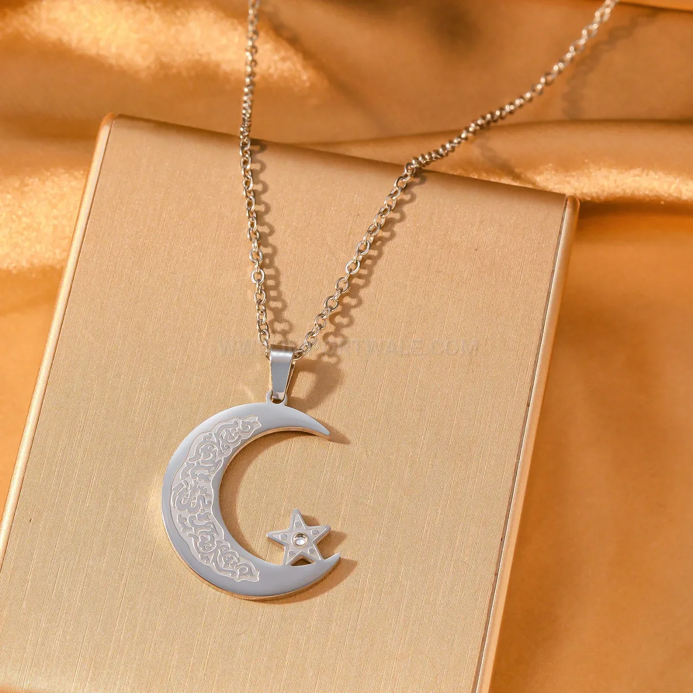 Vintage Stainless Steel Crescent Moon Star Arabic Script Pendant Necklace