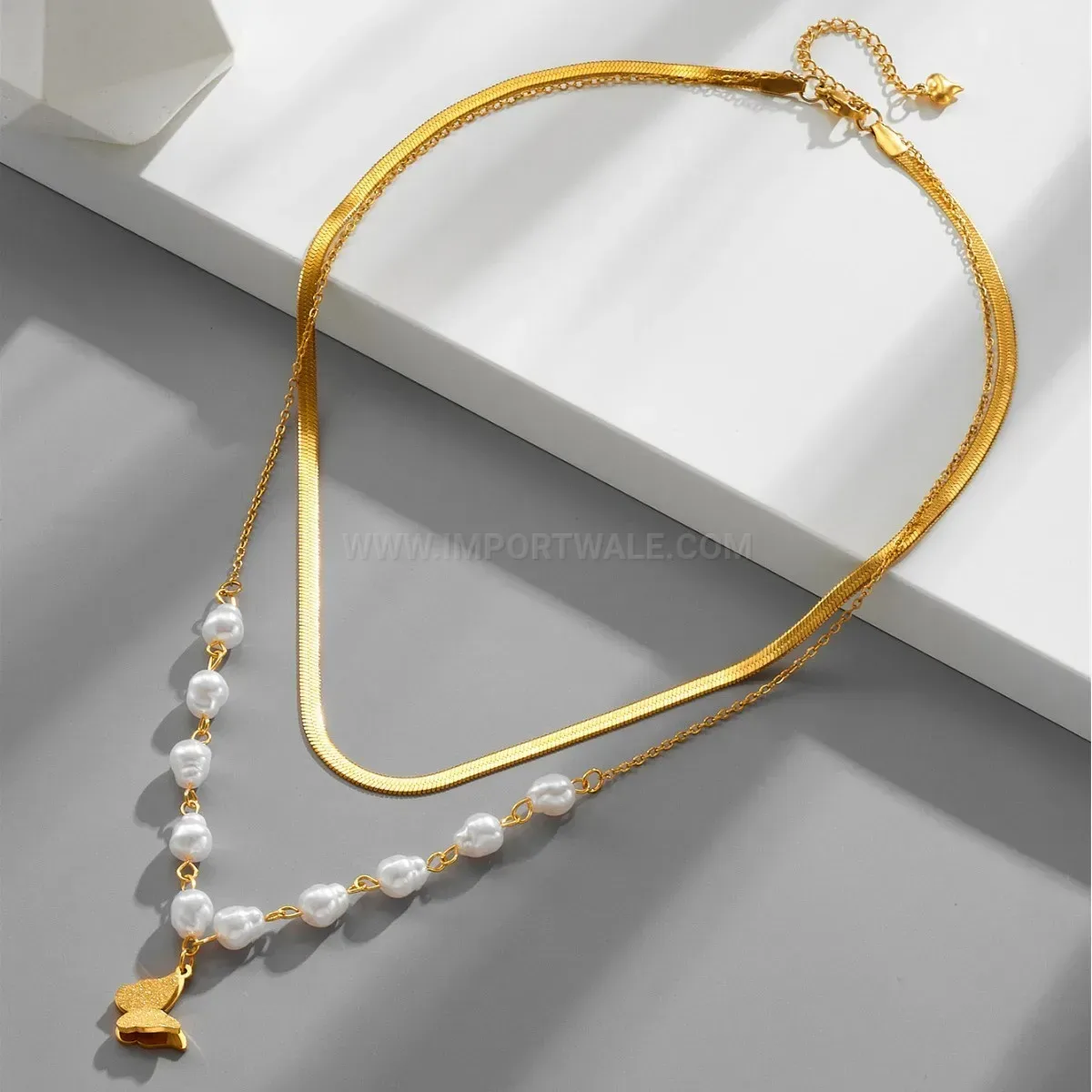 Chic Gold Titanium Steel Layered Pearl Butterfly Pendant Necklace