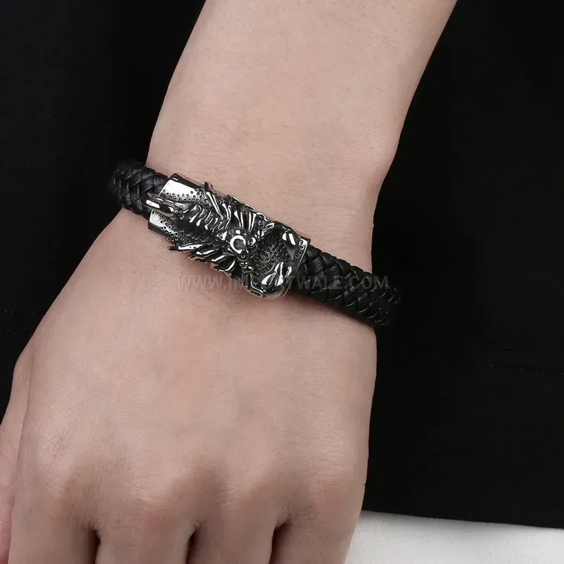 Scorpion Motif Genuine Leather Stainless Steel Men Bracelet