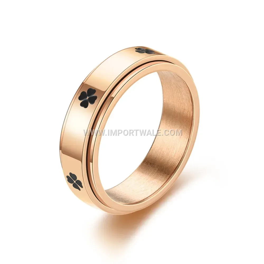 Etched Four Leaf Clover Stainless Steel Spinner Ring