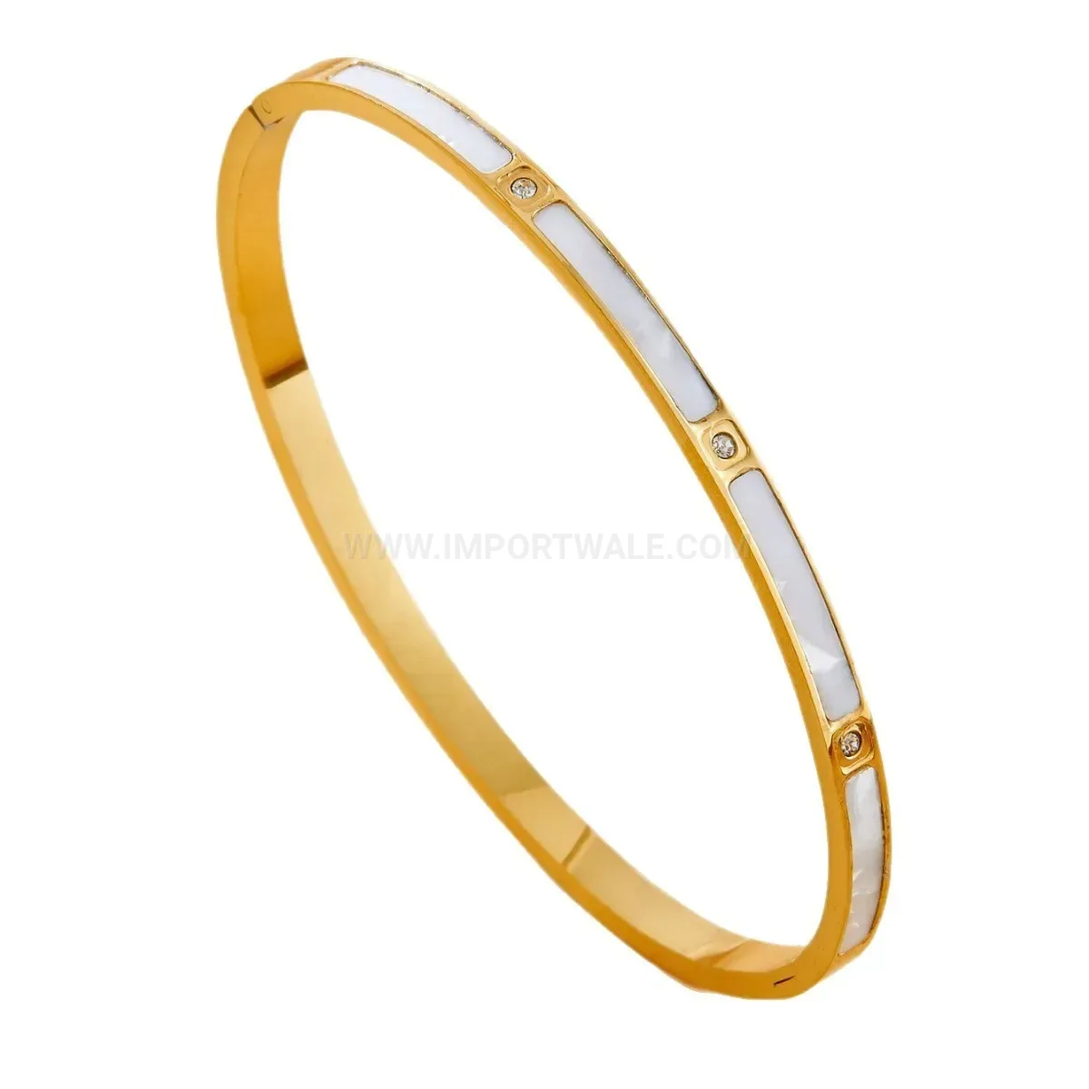 Bold Vacuum-Plated Floral Heart Rhinestone Stainless Steel Bangle