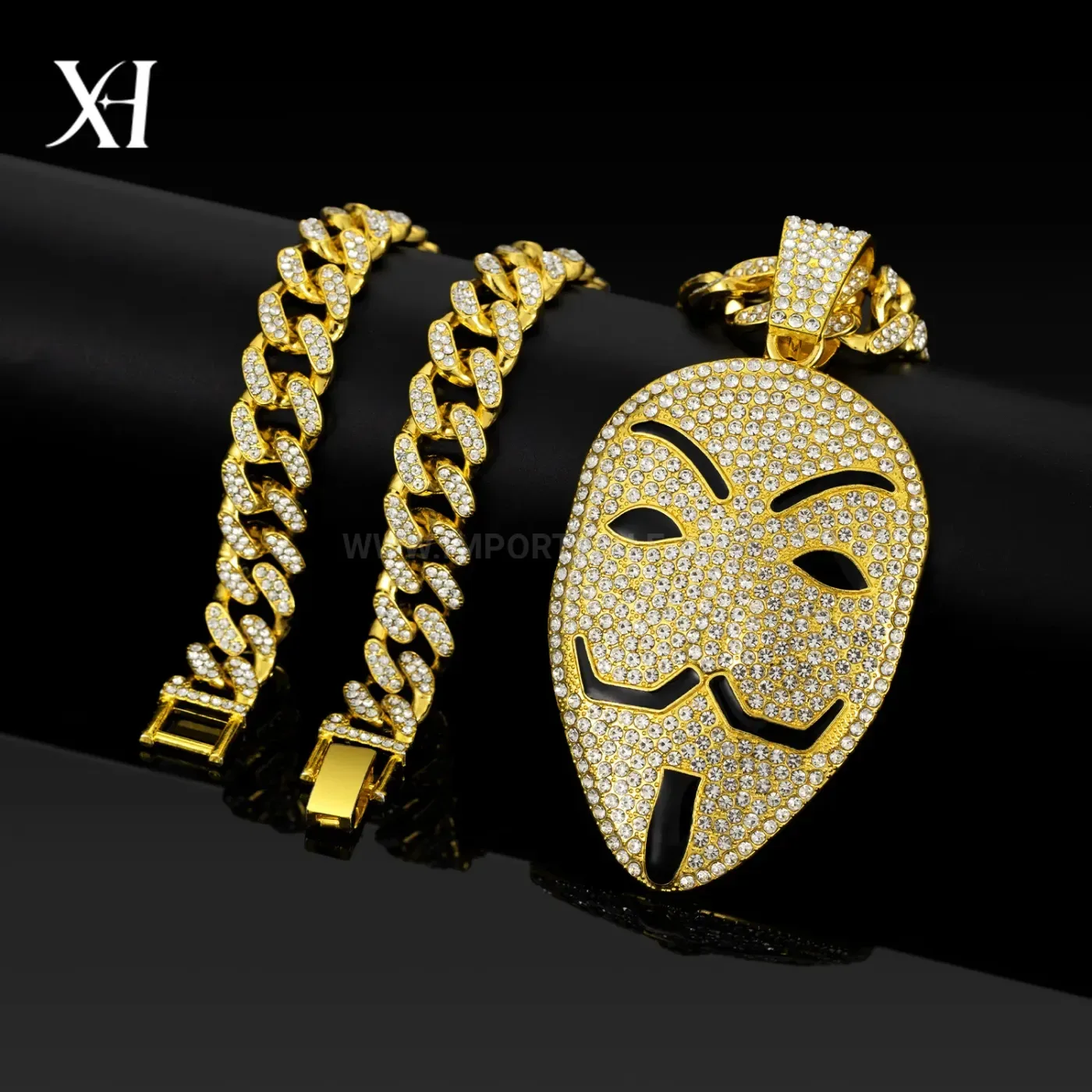 Rhinestone V Mask Alloy Hip Hop Pendant Necklaces