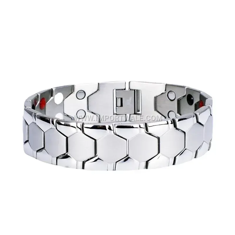 Minimalist Vacuum Plated Gold Stainless Steel Magnetic Bracelet