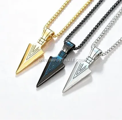 Streetwear Steel Triangular Spearhead Pendant Necklace