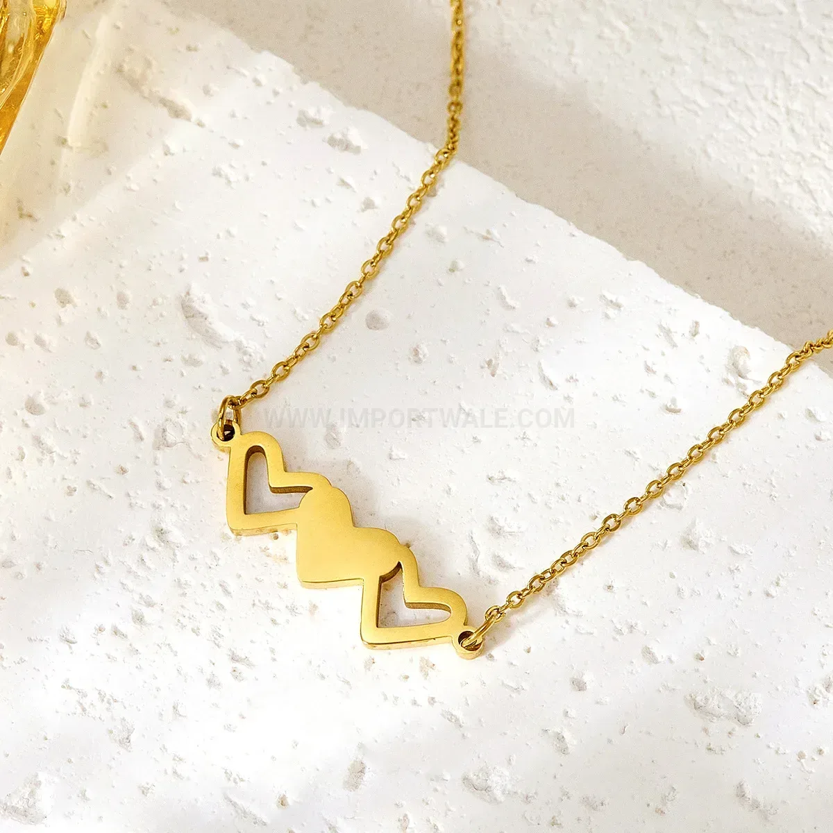 Chic Gold Plated Stainless Steel Hollow Interlocking Heart Necklace