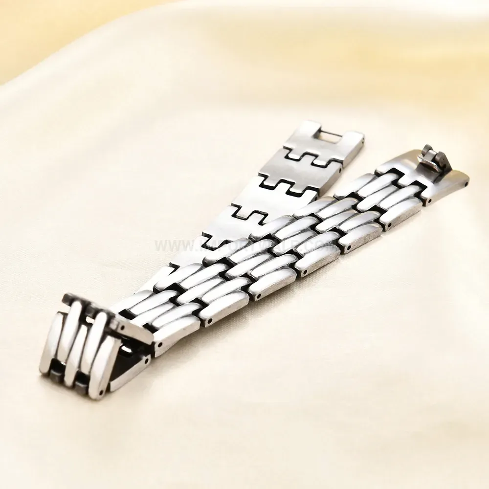Bold 19mm Smooth Polished Stainless Steel Watch Band Bracelet