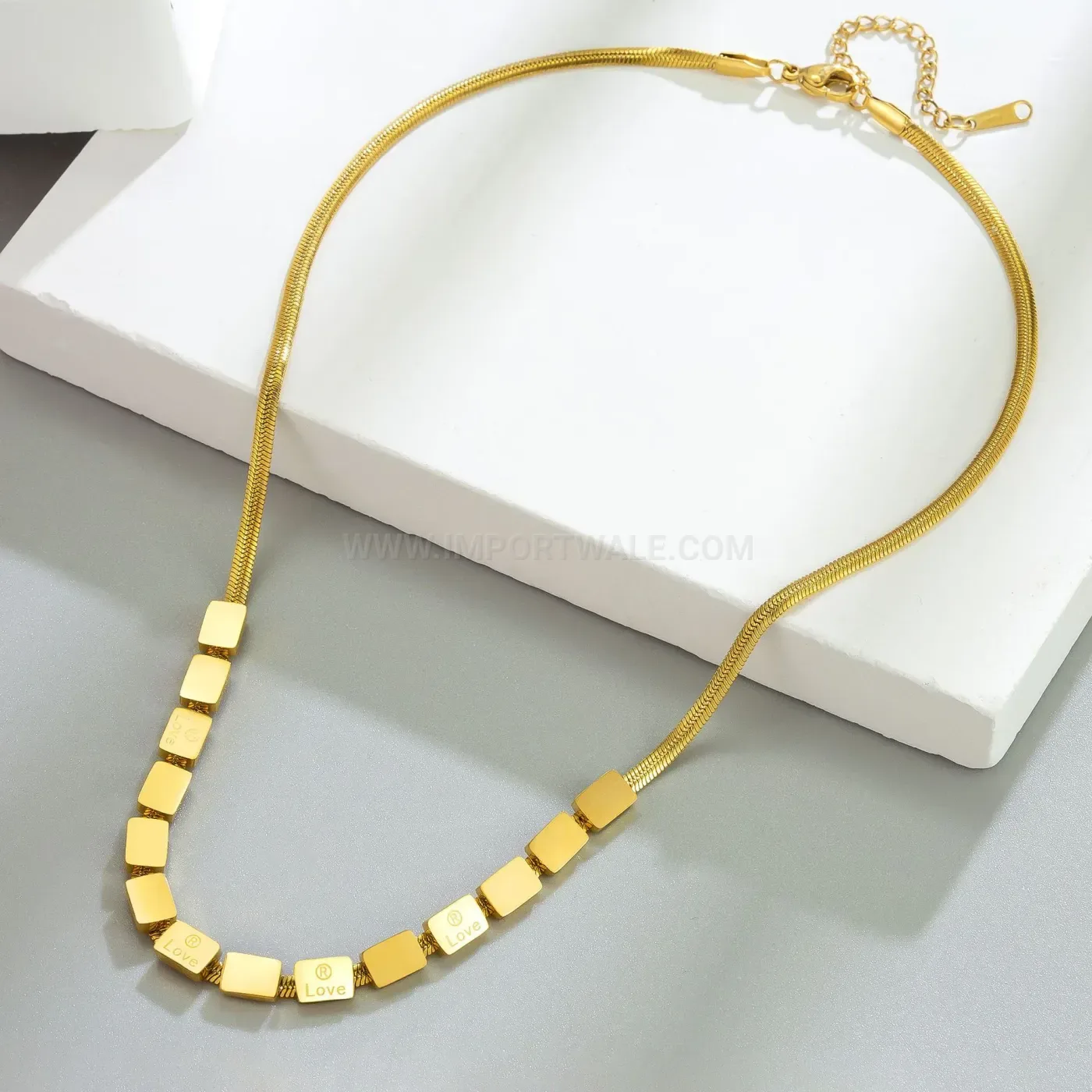 Stylish Gold Plated Stainless Steel Geometric Square Cube Pendant Chain Necklace