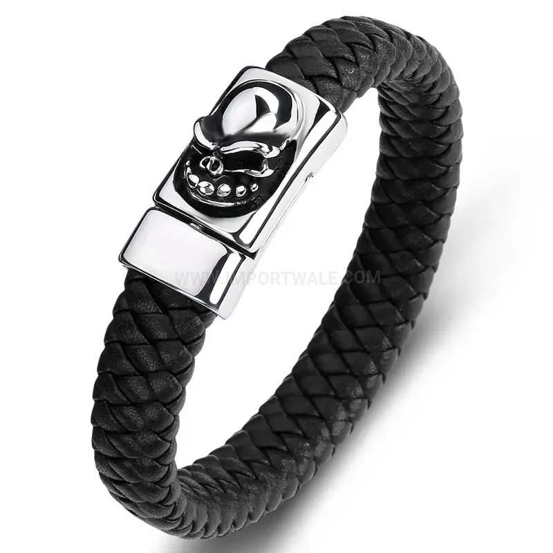 Fashion Skull Charm Leather Band Bracelet In Stainless Steel Finish