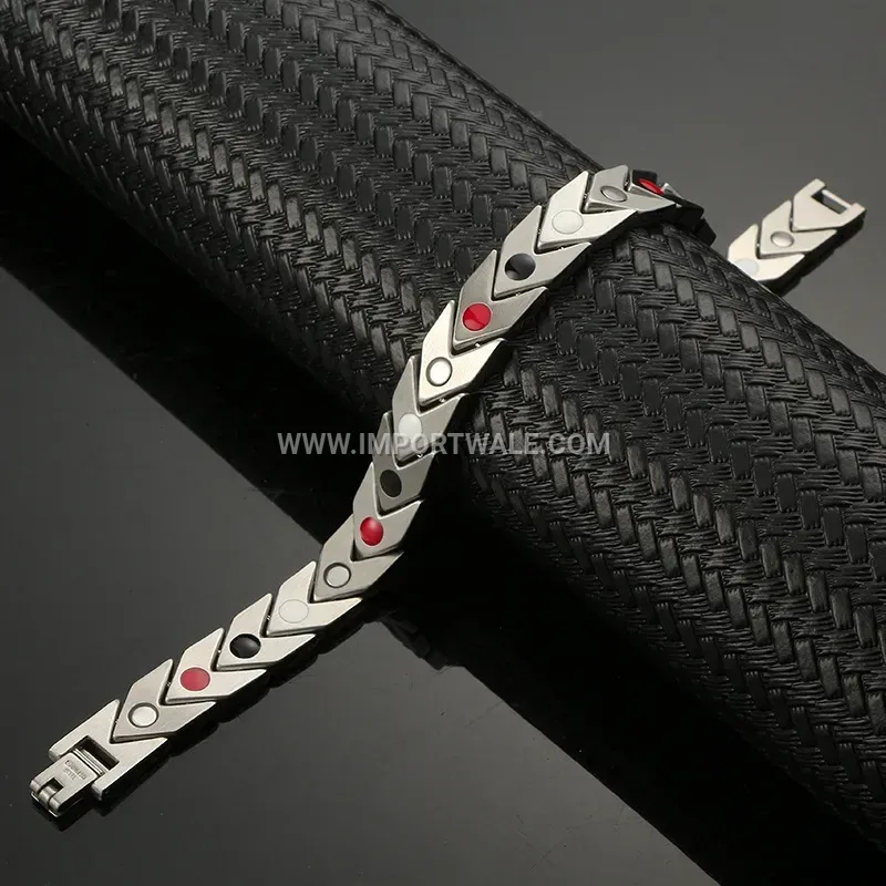 Men's Mirror Polished Wave Link Magnetic Bracelet