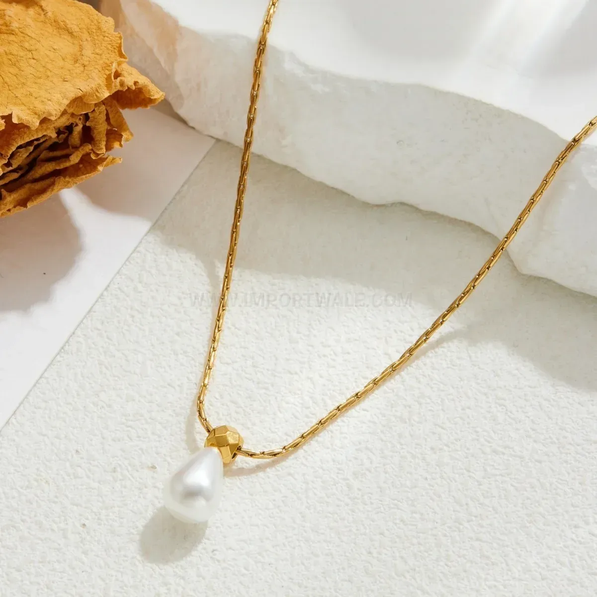 Chic Gold Plated Stainless Steel Teardrop Imitation Pearl Layered Necklace