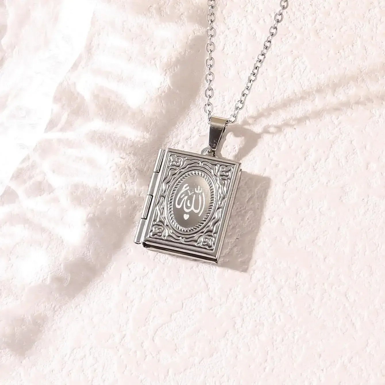 Trendy Openable Heart Photo Locket Arabic Calligraphy Pendant Necklace