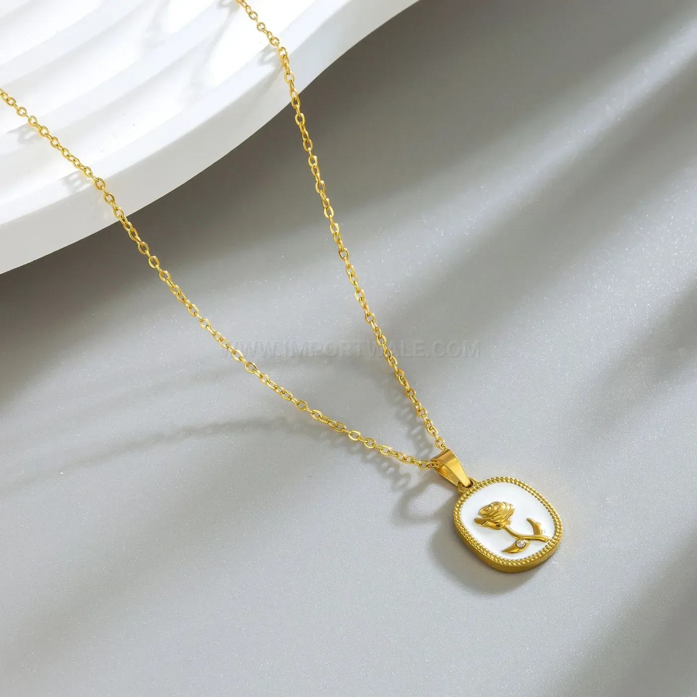 Chic Gold French Vintage White Enamel Rose Pendant Necklace