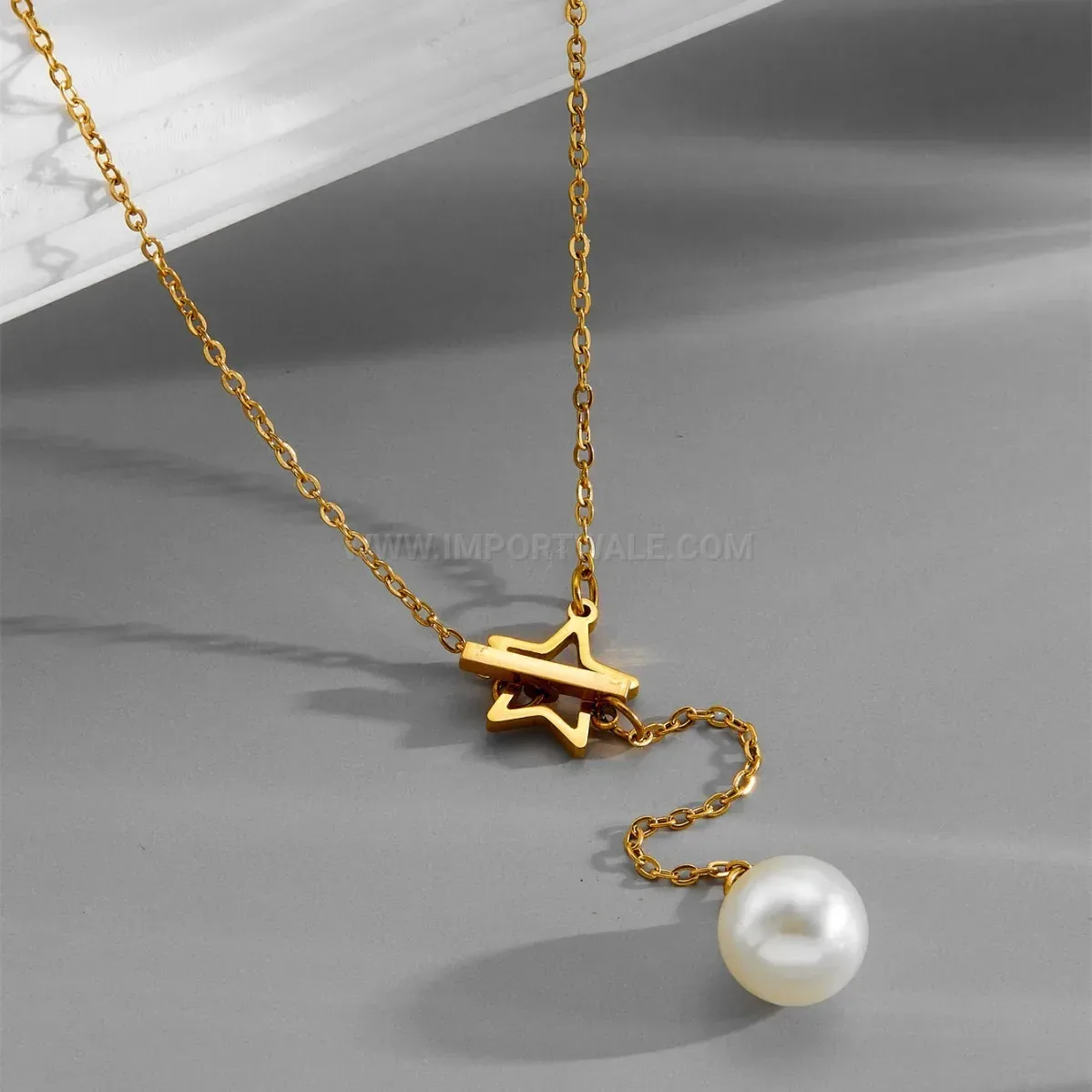 Fashion Gold Plated Titanium Steel Shell Pearl Star OT Buckle Necklace